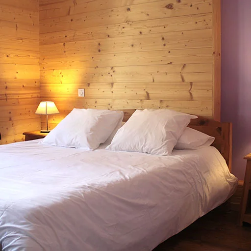 Lower bedroom: Crocus