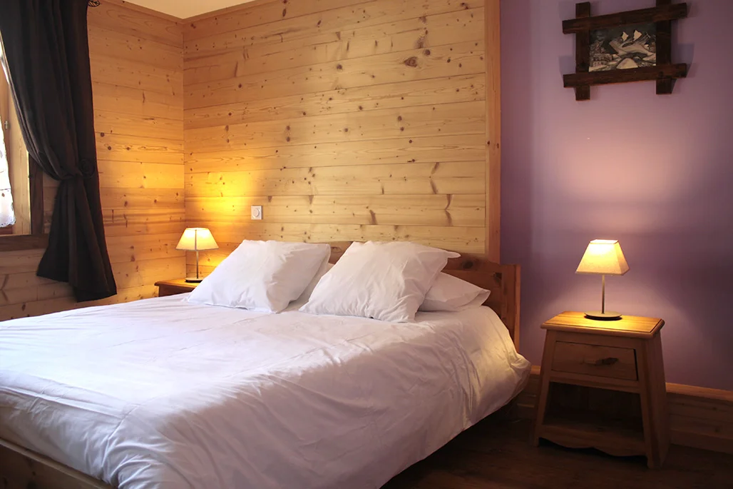 Lower bedroom: Crocus